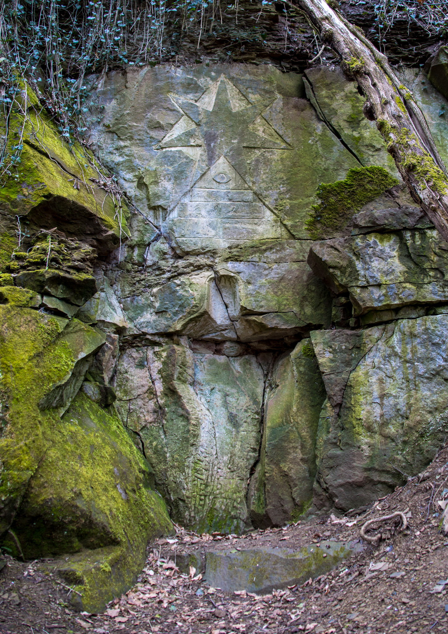 20220410111803 R5D 1941